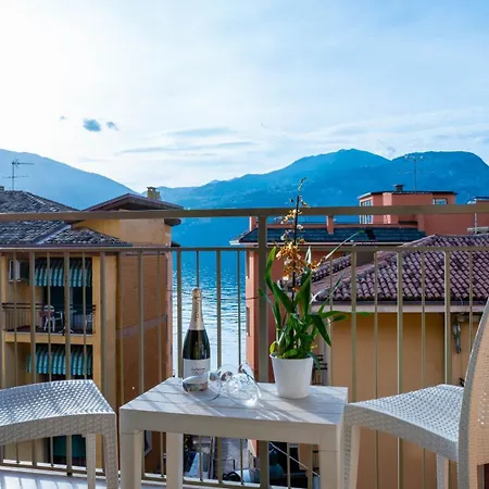 Sorriso Hotel Brenzone sul Garda