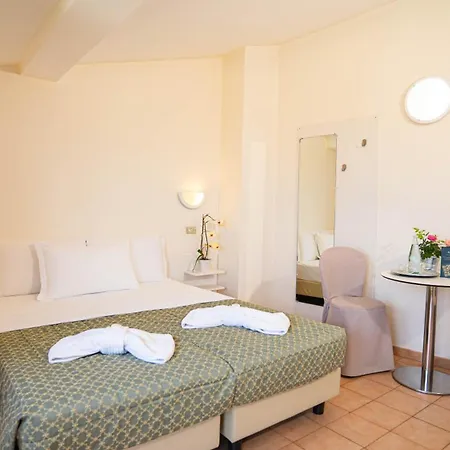 Sorriso 2* Brenzone sul Garda