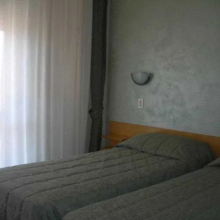 Sorriso Brenzone sul Garda