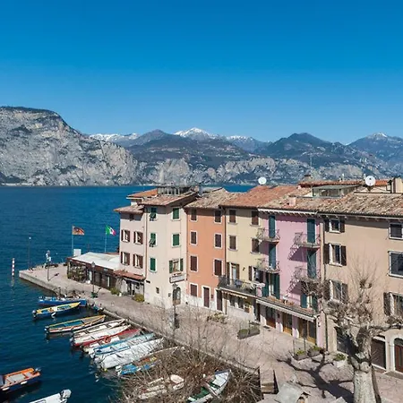 Sorriso Hotel Brenzone sul Garda
