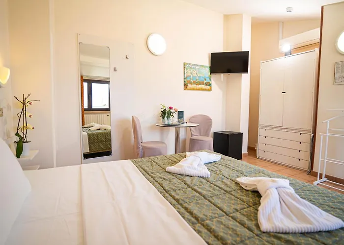 Sorriso Hotel Brenzone sul Garda