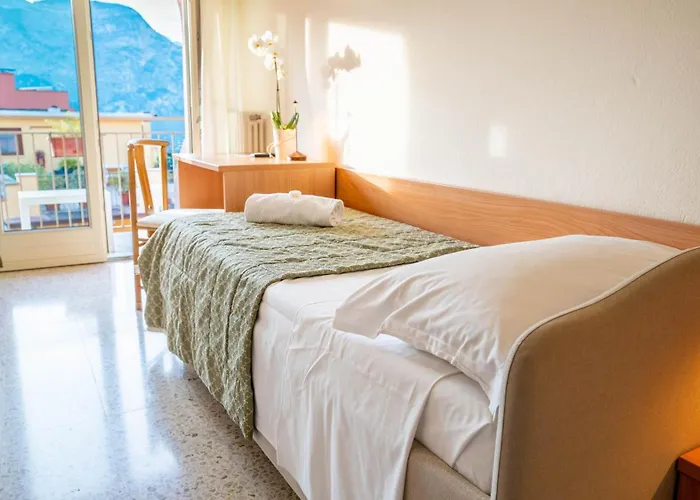 Sorriso 2* Brenzone sul Garda