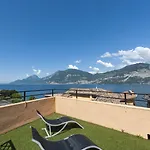 Hotel Sorriso Brenzone sul Garda