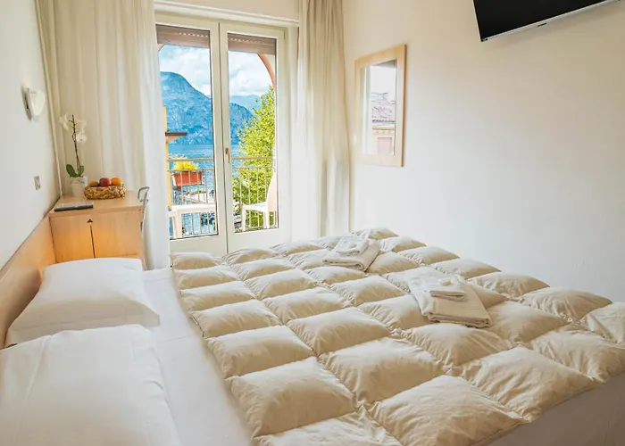 Sorriso 2* Brenzone sul Garda